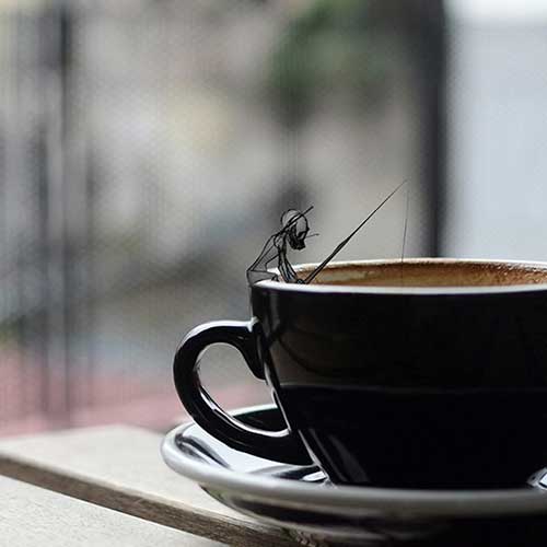 Pêcheur dans une tasse